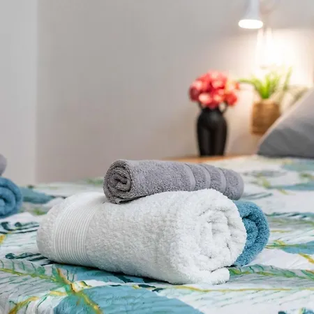 شقة Loft Porta Romana - Cozy & Wi-fi