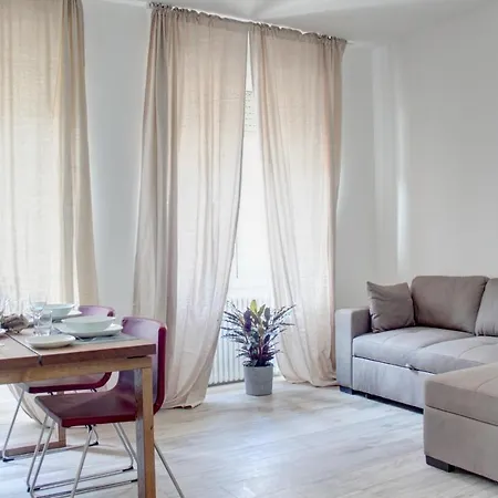 Milanrentals - Melissa