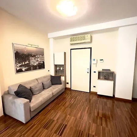 New Bocconi Lägenhet *