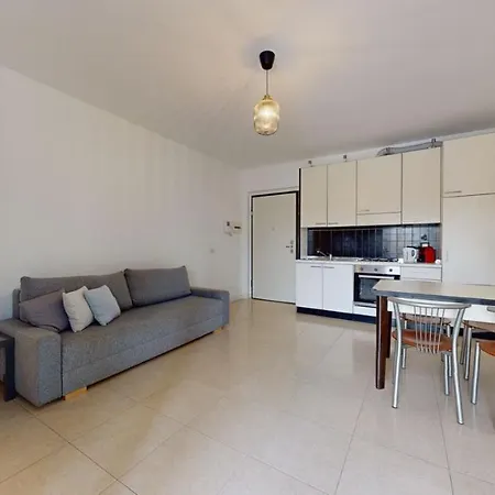 Appartement Navigli Imperia 36 *