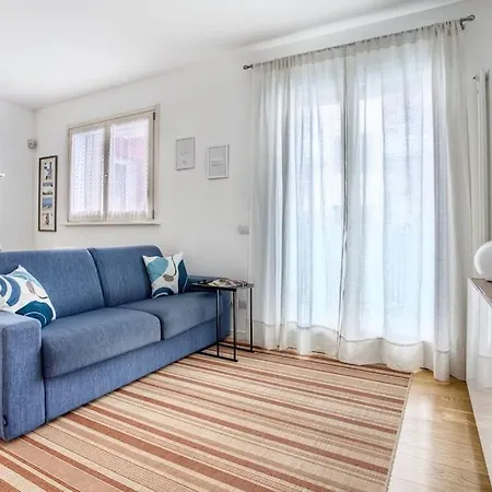 Appartamento Comfy And Central *