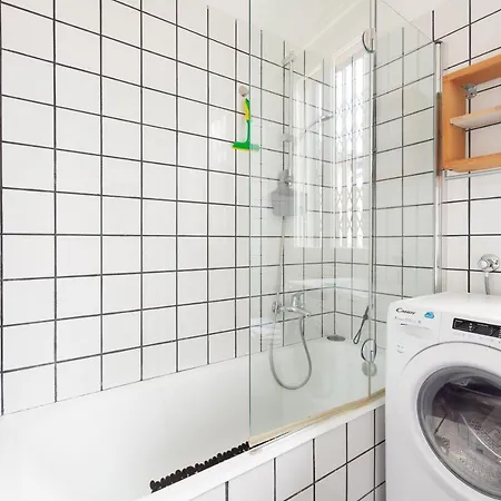 Apartamento Guesthost - With Huge Terrace- Calvairate District