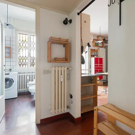 Guesthost - With Huge Terrace- Calvairate District