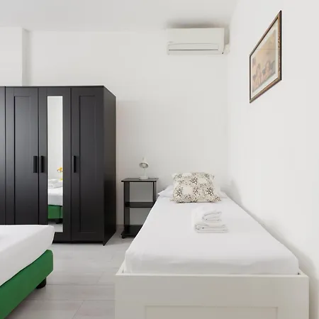 Apartman With Balcony -bisceglie Red Line Subway *