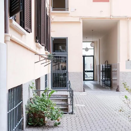 Mysa - Ampio Quartiere Isola, * Milano