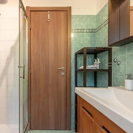 Intero Alloggio Bande Nere M1 Daire