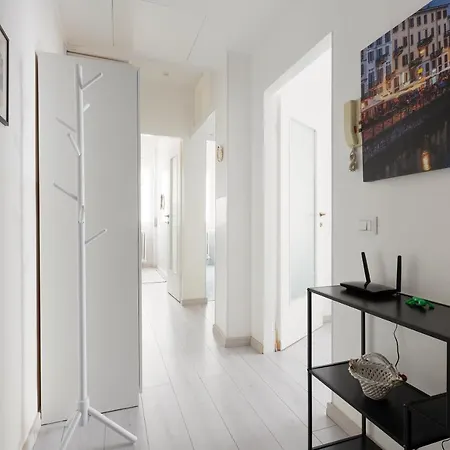 Apartman With Balcony -bisceglie Red Line Subway