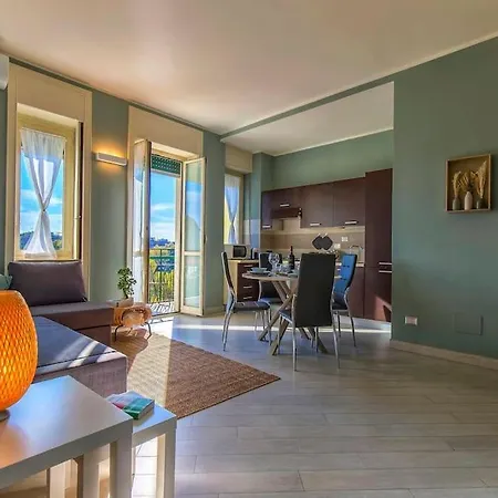 Lägenhet Charmy & Cozy Panoramic Flat 50m From M4 Stop