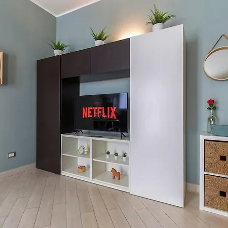 Lägenhet Charmy & Cozy Panoramic Flat 50m From M4 Stop