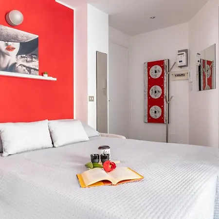 Ai Fiordalisi - - By Host4u *