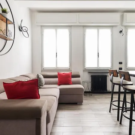 Nuovo Vicino Fondazione Prada