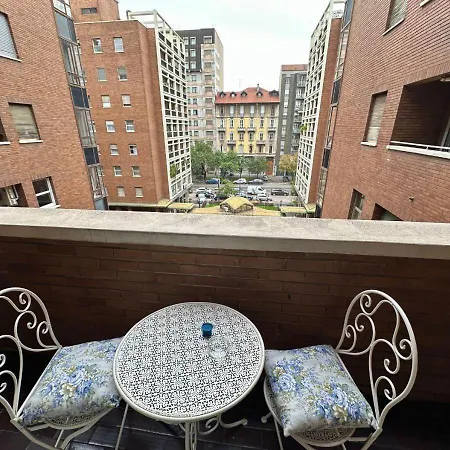 Buenos Aires Urban Escape - Metro & Self-checkin * מילאנו