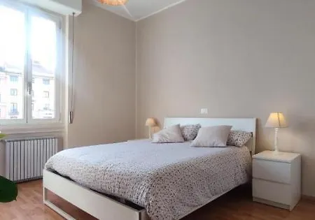 2 Bedroom Gem Near Milano Centrale Fast Wi Fi Kademy House Milan