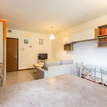 Accogliente Con Terrazzo E Vista * Милан