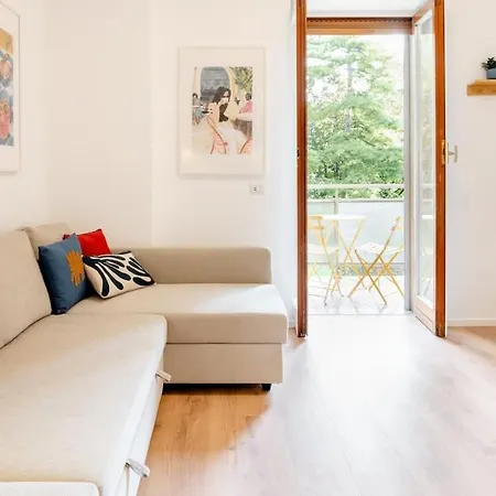 Luxury 1 Bedroom Apartment, Close To San Siro, Fiera And 10 Min Metro To Duomo *