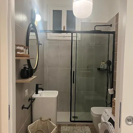 Regina In Bocconi Apartament Mediolan