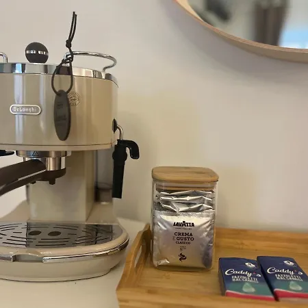 Regina In Bocconi Apartment Milan