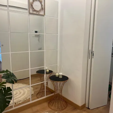 Appartement Regina In Bocconi Milaan