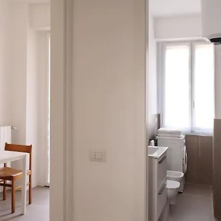 Bilocale Metro 4 Blu Frattini - Airport Linate Apartment Mailand