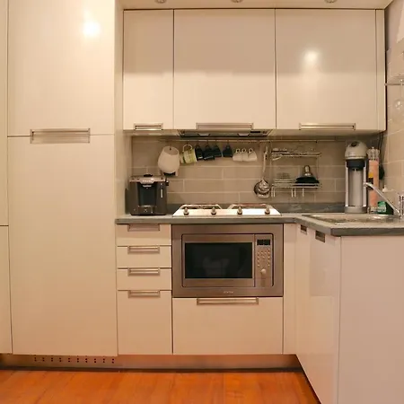 Charming In The Navigli District - 4 People * Milano
