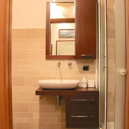 Charming In The Navigli District - 4 People Apartmán *