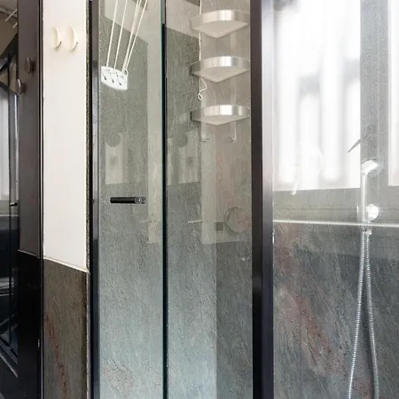 Apartmán Guesthost - Buonarroti Bright