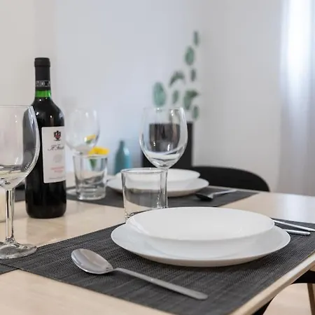 Daire Elegante A City Life- Mico-fiera-accessoriato E Wifi