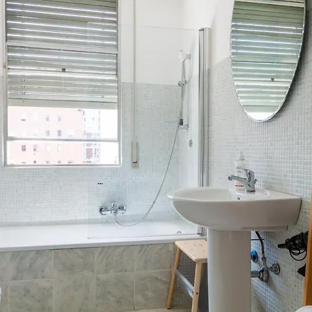 Palazzo Lombardia - Station - Bighome Apartamento Milán