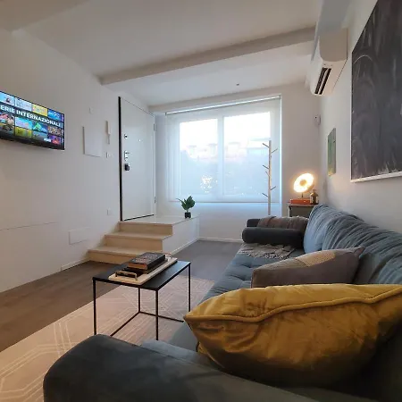 Apartment Casa Allegra By Allegio In Fashion Design District Milan