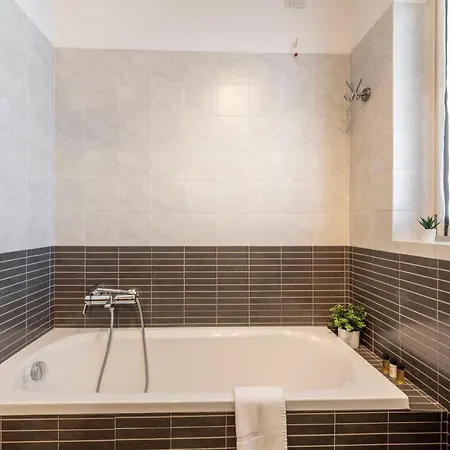 Celio, 11 - Con Terrazzo *