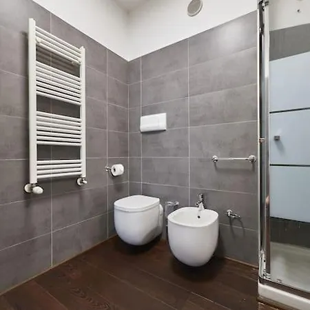 Apartment Large Navigli Milan