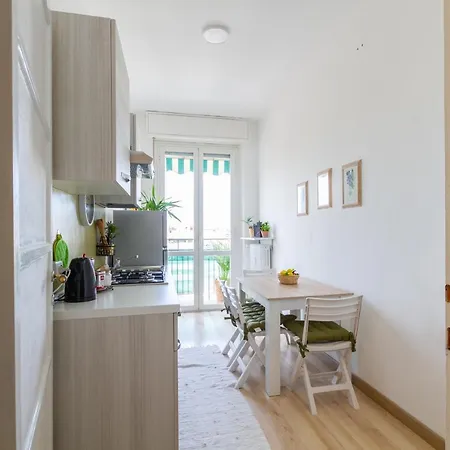 Station - Via Gioia 71 - M3 Sondrio *