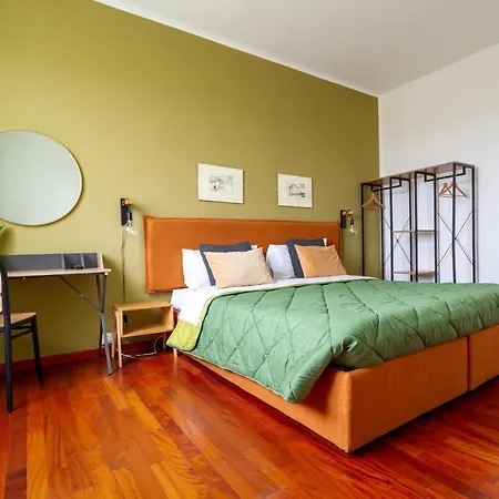 Station - Via Gioia 71 - M3 Sondrio