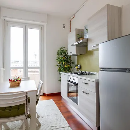 Station - Via Gioia 71 - M3 Sondrio Apartment *