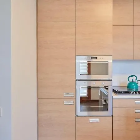 Large Navigli Apartment Milan