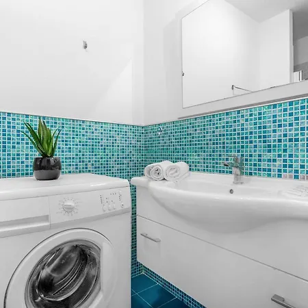 Mi8 -10 Minutes From The Duomo- Large Daire