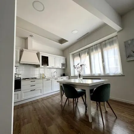 Centro Corso Apartment *