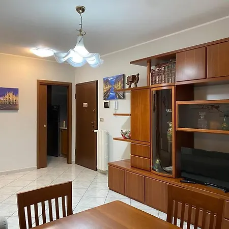 Adriano Apartmán