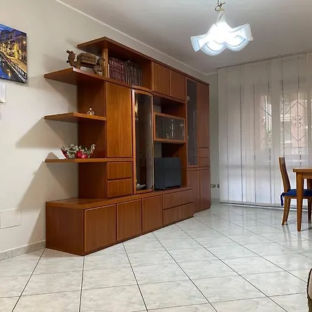 Adriano Apartmán Milán
