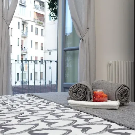 Centro Milano-appartamento Accogliente E Riservato Apartamento
