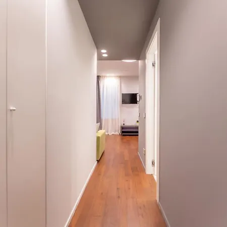 We - Broletto Boutique *