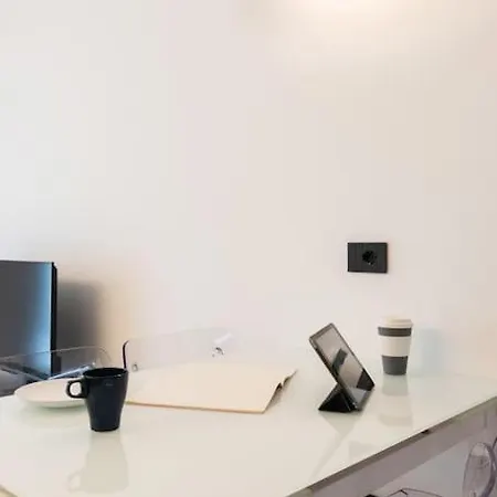 Emotichome 8 E 9 Flexyrent Studio Appartamento *