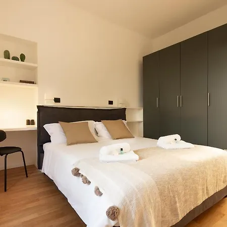 Appartamento Hl - Darsena, Navigli Milano, Via Torino *