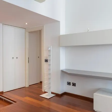 Elegante Trilocale Vicino A Piazzale Loreto * 米兰