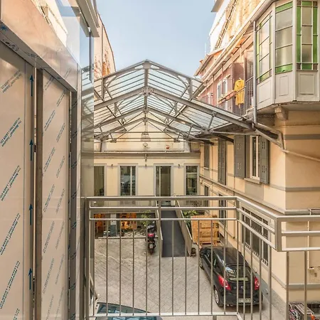 Apartment Design In Navigli Area! *