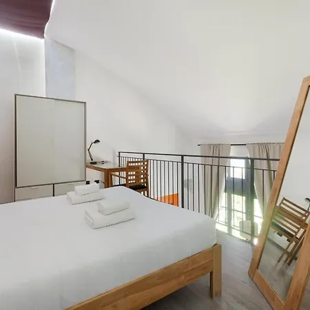 アパート Guesthost - Vigentino Loft With Terrace *