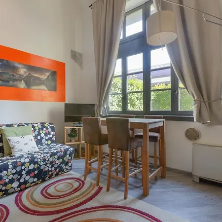 Guesthost - Vigentino Loft With Terrace アパート *