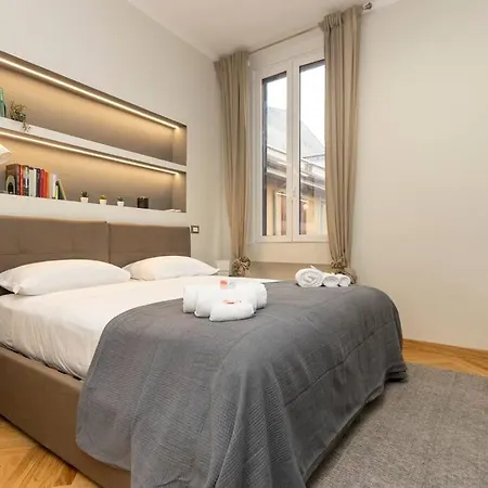 The Italian Design - 10 Minutes To Duomo Milán