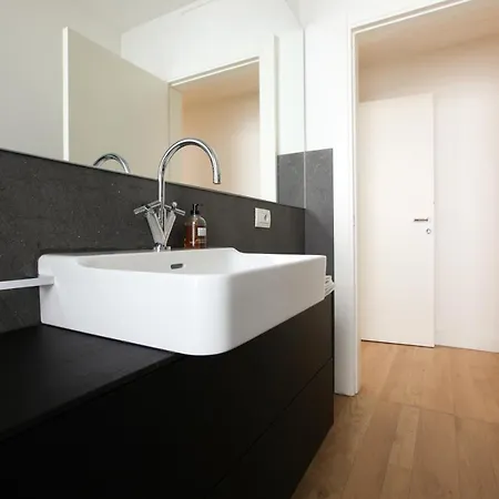 Fresh And Elegant Pta Venezia District * ميلان