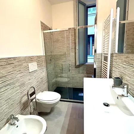 Kibilu - Via Valtellina - Quartiere Isola - Stazione Garibaldi - Monumentale - Vicinanze Brera Apartment *